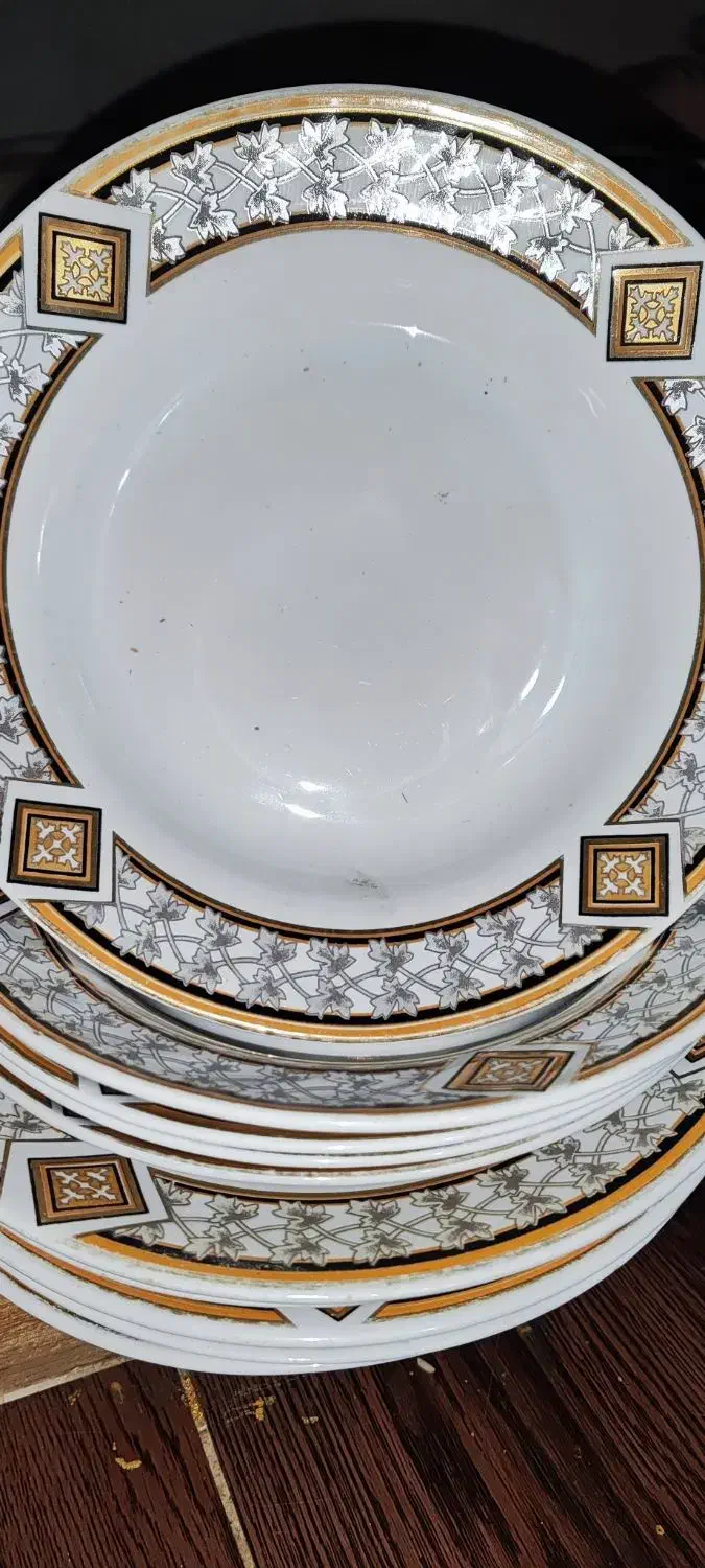 ۱۰ عددظرف چینی در حد نو|ظروف سرو و پذیرایی|لنگرود, |دیوار