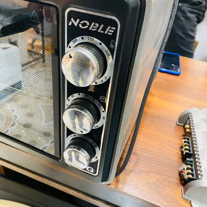 توستر نوبل کینگ|اجاق گاز و لوازم برقی پختوپز|نیشابور, شهرک بهداری|دیوار