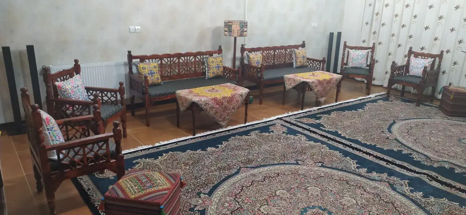 مبل سنتی ده نفره|مبلمان خانگی و میز عسلی|سیرجان, |دیوار