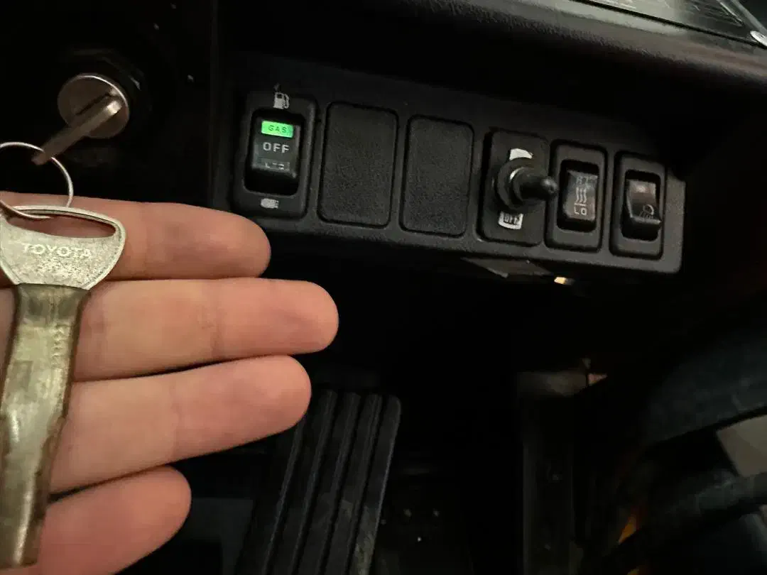 لیفتراک تویوتا 3 تن 7 اف بدون مشابه در حد صفر|خودرو سنگین|چهاردانگه (تهران), |دیوار