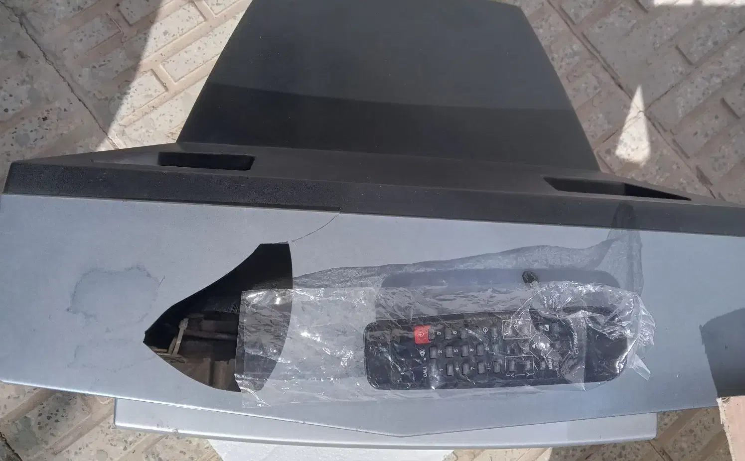 تلویزیون توشیبا ۱۴ اینچ سالم|تلویزیون و پروژکتور|شهرکرد, |دیوار