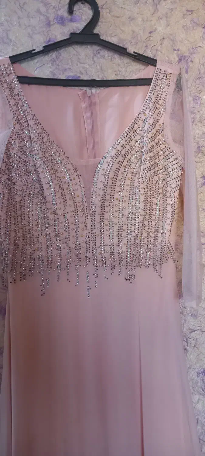 لباس مجلسی|لباس|کلاچای, |دیوار