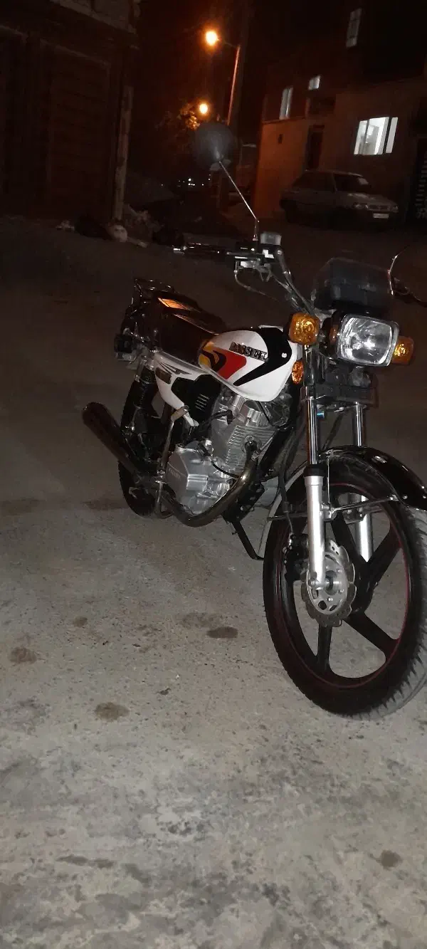 موتور باسل ۲۰۰|موتورسیکلت|سنندج, |دیوار