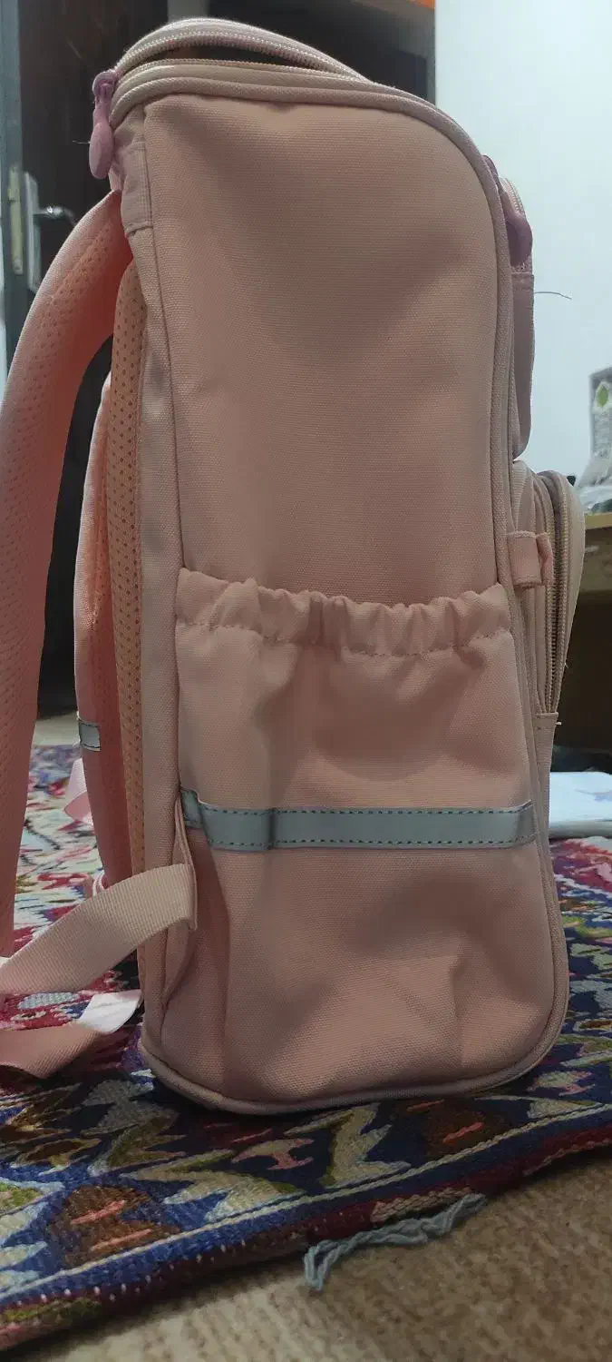 کوله صندوقی دخترانه در حد نو|کیف، کفش، کمربند|لاهیجان, قیام|دیوار