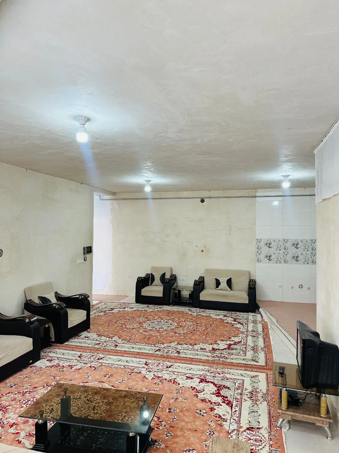 سویت|اجارهٔ کوتاه‌مدت آپارتمان و سوئیت|مهاباد (آذربایجان غربی), |دیوار