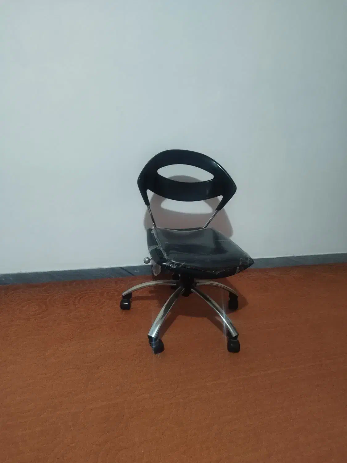 صندلی|صندلی و نیمکت|اردبیل, |دیوار