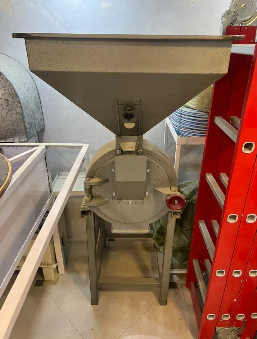 دستگاه آسیاب کن گندم و آرد و شکر و جو و غیره (نو)|ماشین‌آلات صنعتی|کرمانشاه, |دیوار