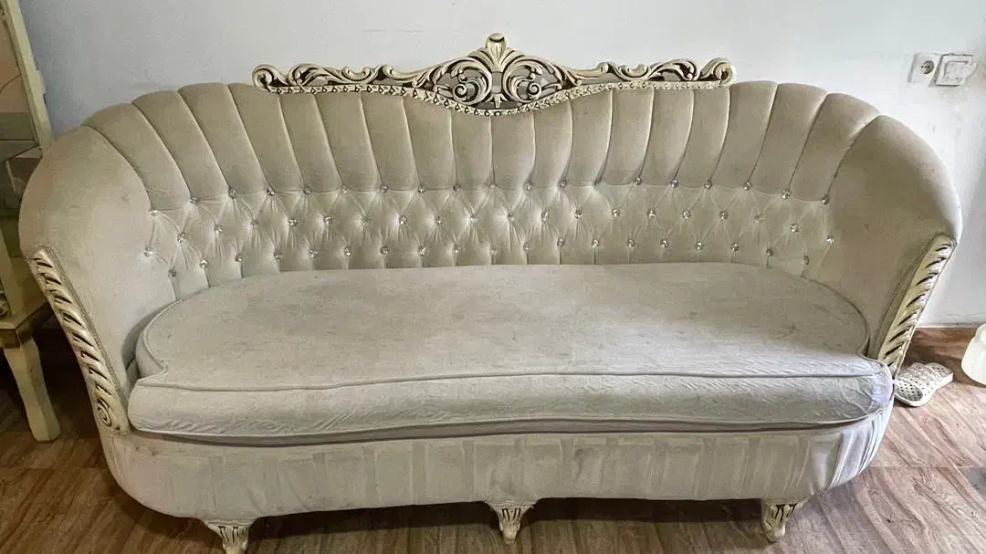 مبل ۷نفره|مبلمان خانگی و میز عسلی|رشت, پل تالشان|دیوار