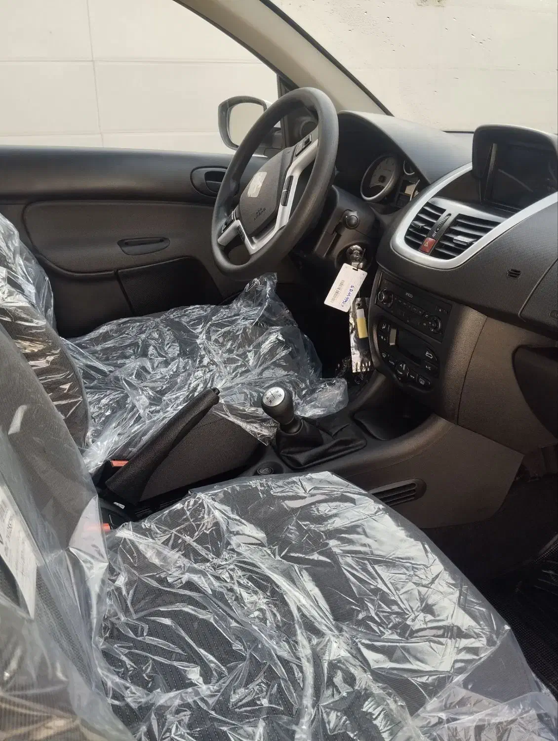 ۲۰۷ صفرکیلومتر|خودرو سواری و وانت|مشهد, بالا خیابان|دیوار