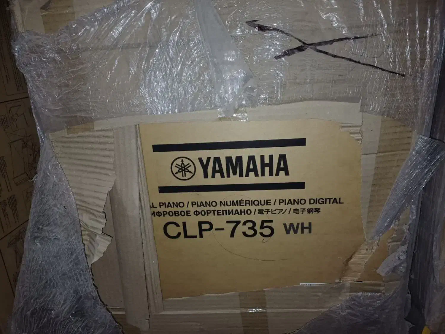 پیانو دیجیتال یاماها CLP 735 آکبند|پیانو، کیبورد، آکاردئون|اصفهان, بیدآباد|دیوار