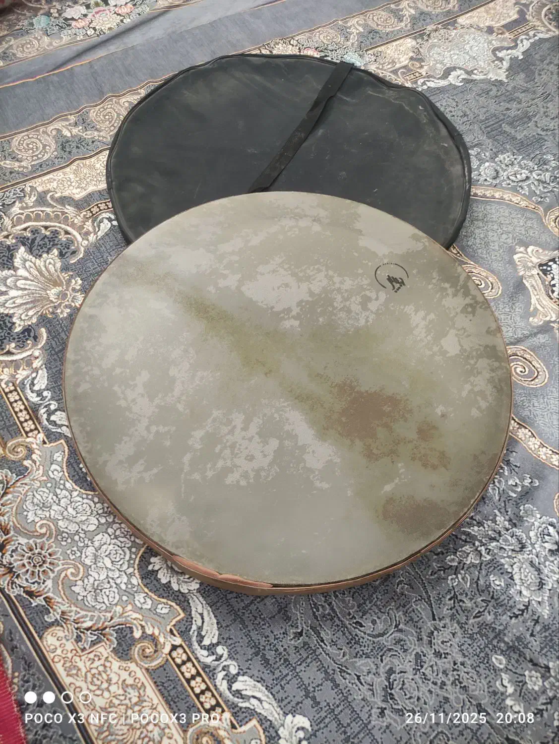 دف حبیبی نونو|سازهای سنتی|ری, شهادت|دیوار