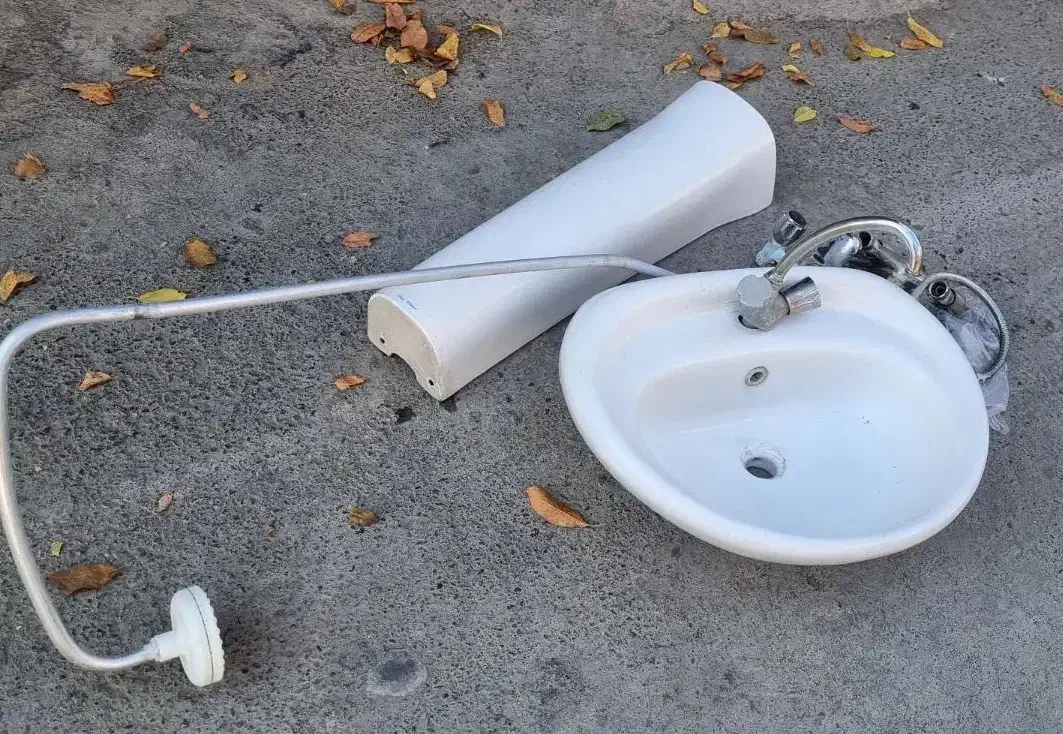 وسایل. سرویس. بهداشتی. و حمام|لوازم سرویس بهداشتی|خوی, |دیوار