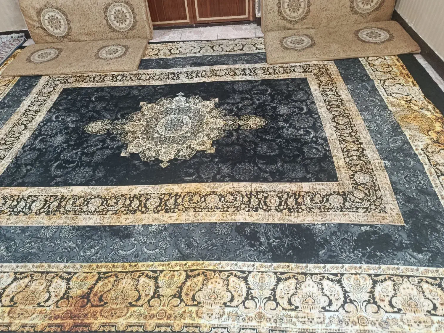 روفرشی کشدار|روفرشی|اهواز, سلطانمنش|دیوار