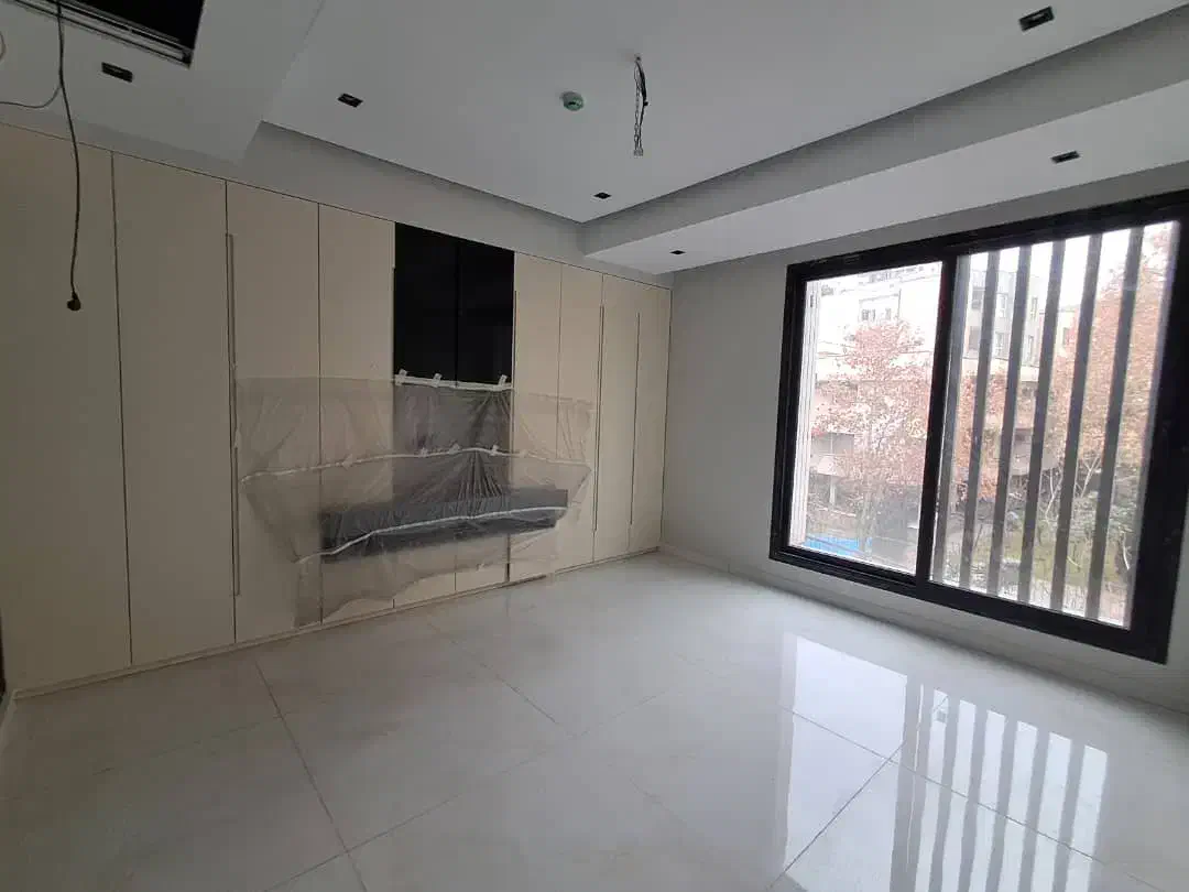 آپارتمان لوکس اندرزگو