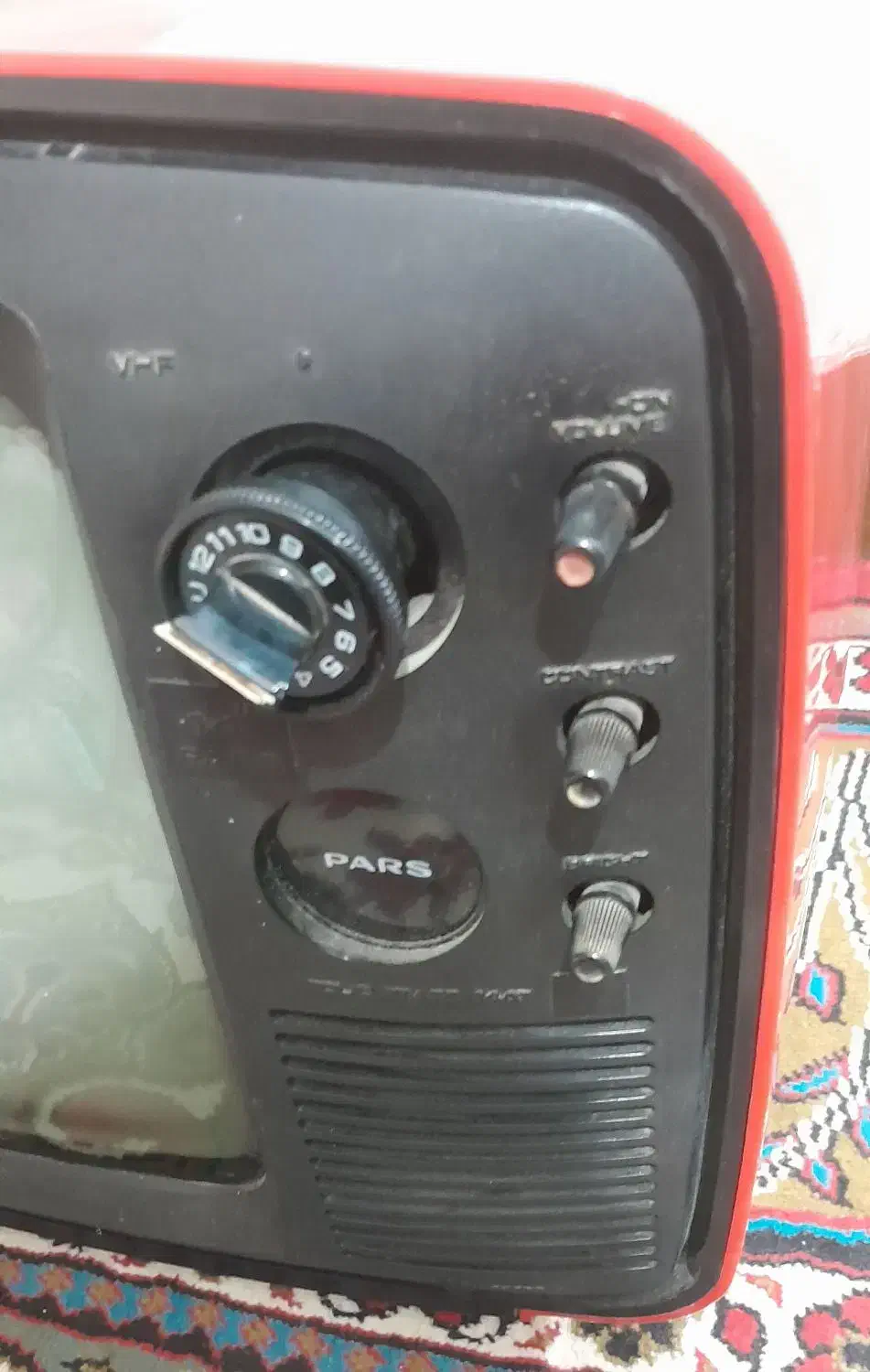 تلوزیون قدیمی|تلویزیون و پروژکتور|اهواز, رسالت|دیوار