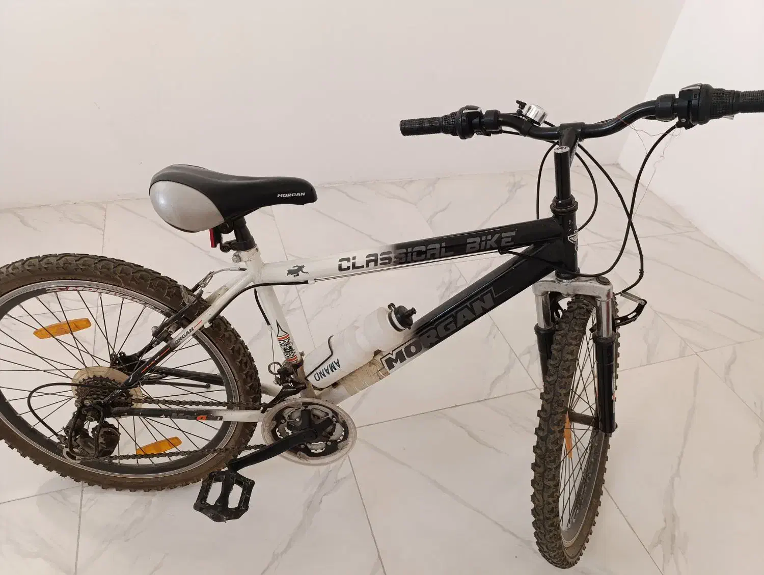 دوچرخه|دوچرخه، اسکیت، اسکوتر|شیراز, کوشک میدان|دیوار