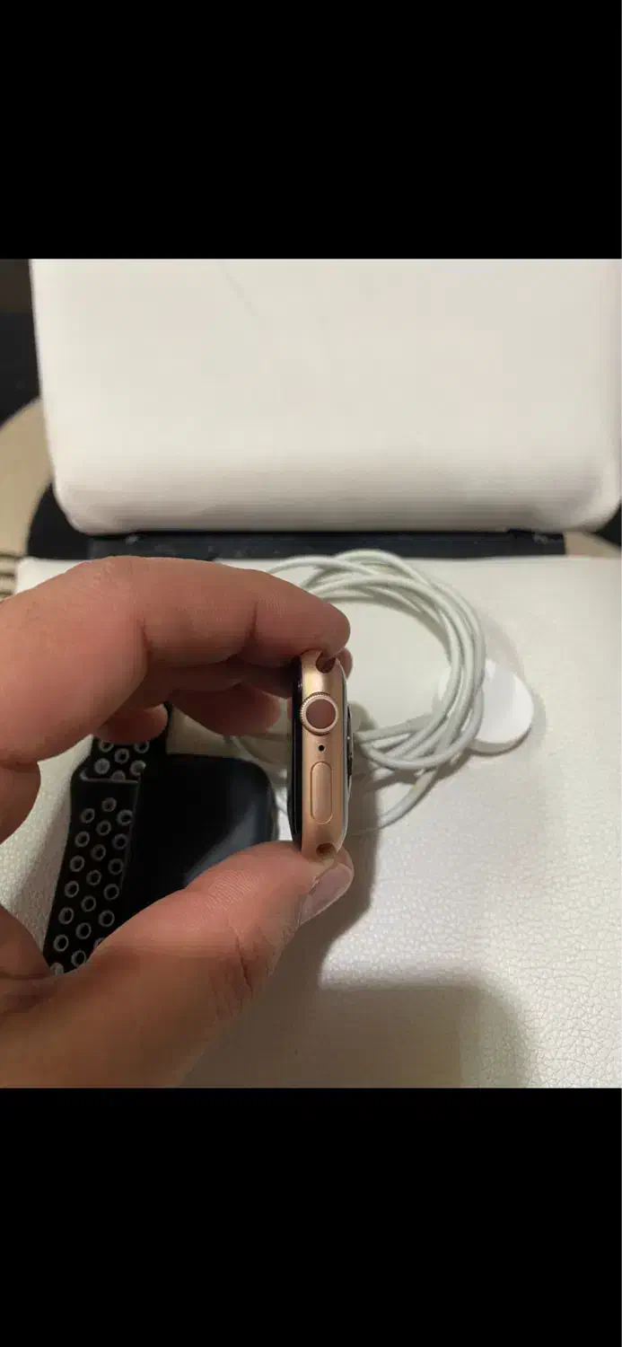 اپل واچ ۴۰ میل سری ۶ آکبند|ساعت|اراک, |دیوار