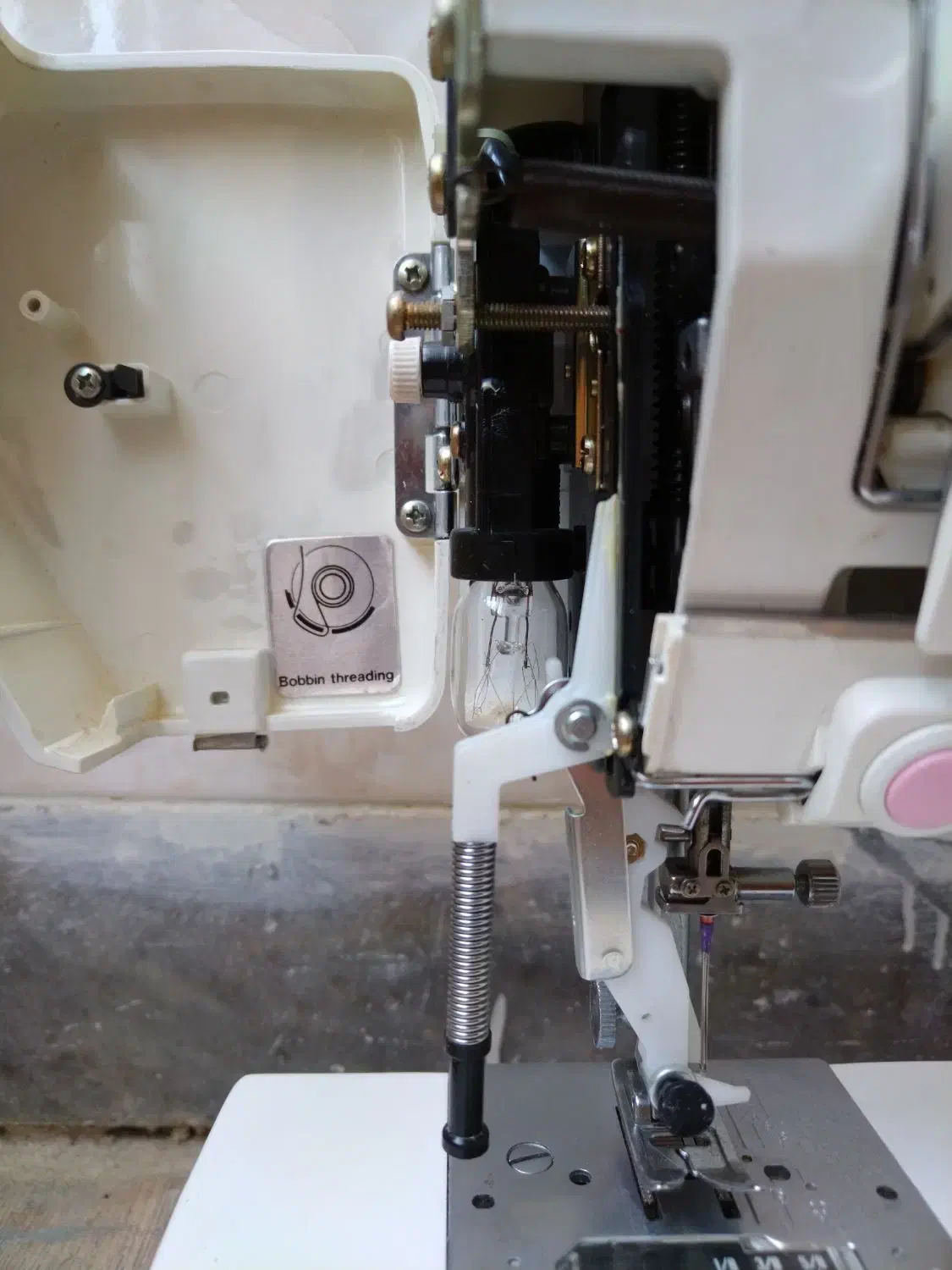 چرخ خیاطی ژاپن ژانومه در حد آکبند واقعی|چرخ خیاطی و ریسندگی|شیراز, شهرک نیروی انتظامی|دیوار