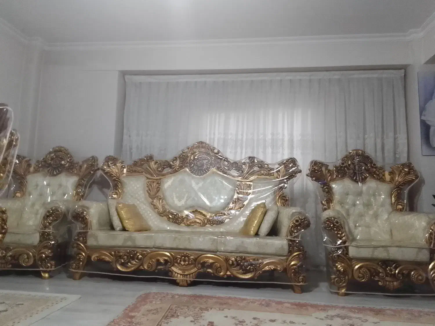 ست مبل و میز غذاخوری|مبلمان خانگی و میز عسلی|تبریز, |دیوار