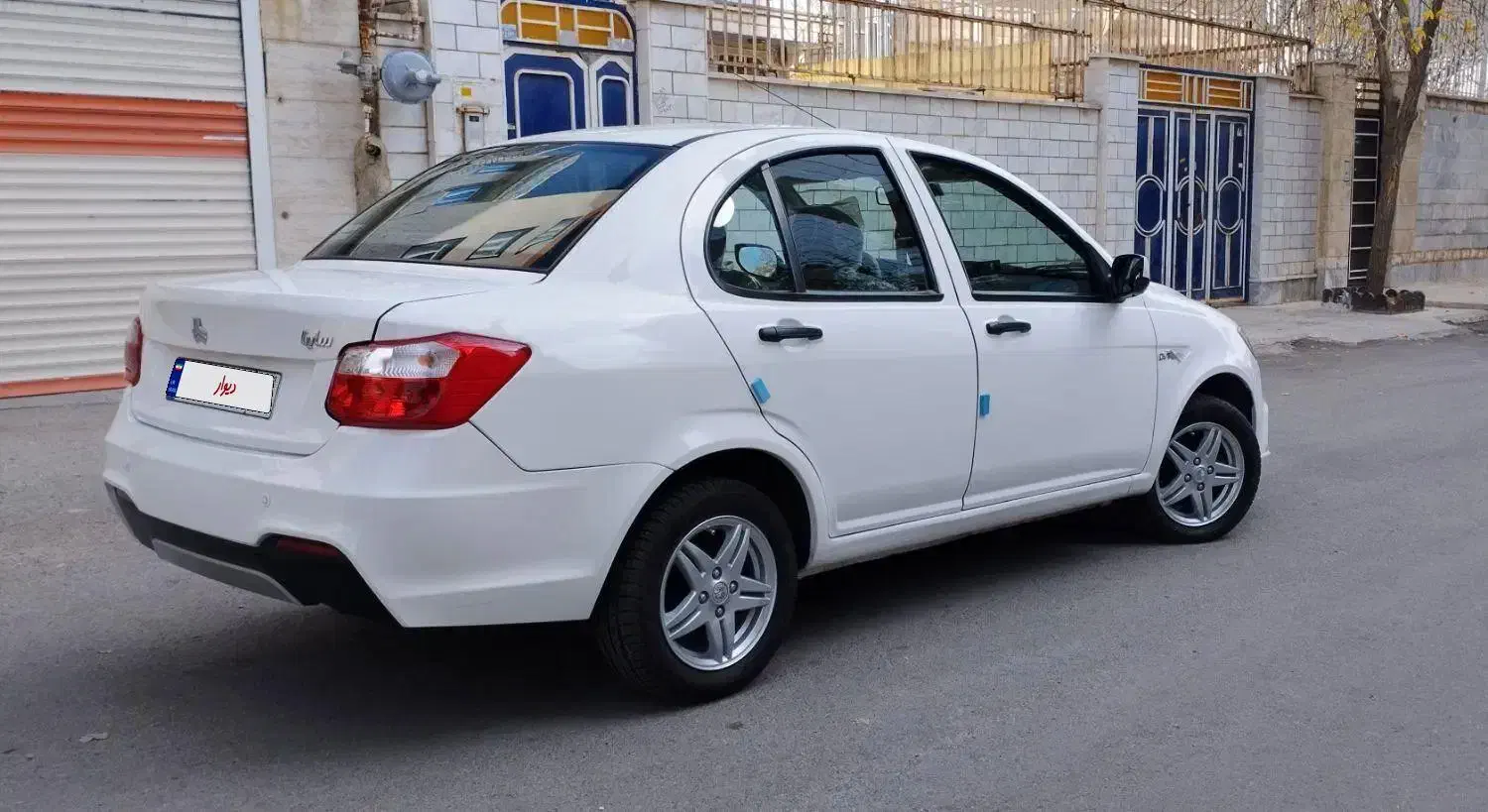 ساینا اتومات آپشنال در حد خشک|خودرو سواری و وانت|کرمانشاه, |دیوار