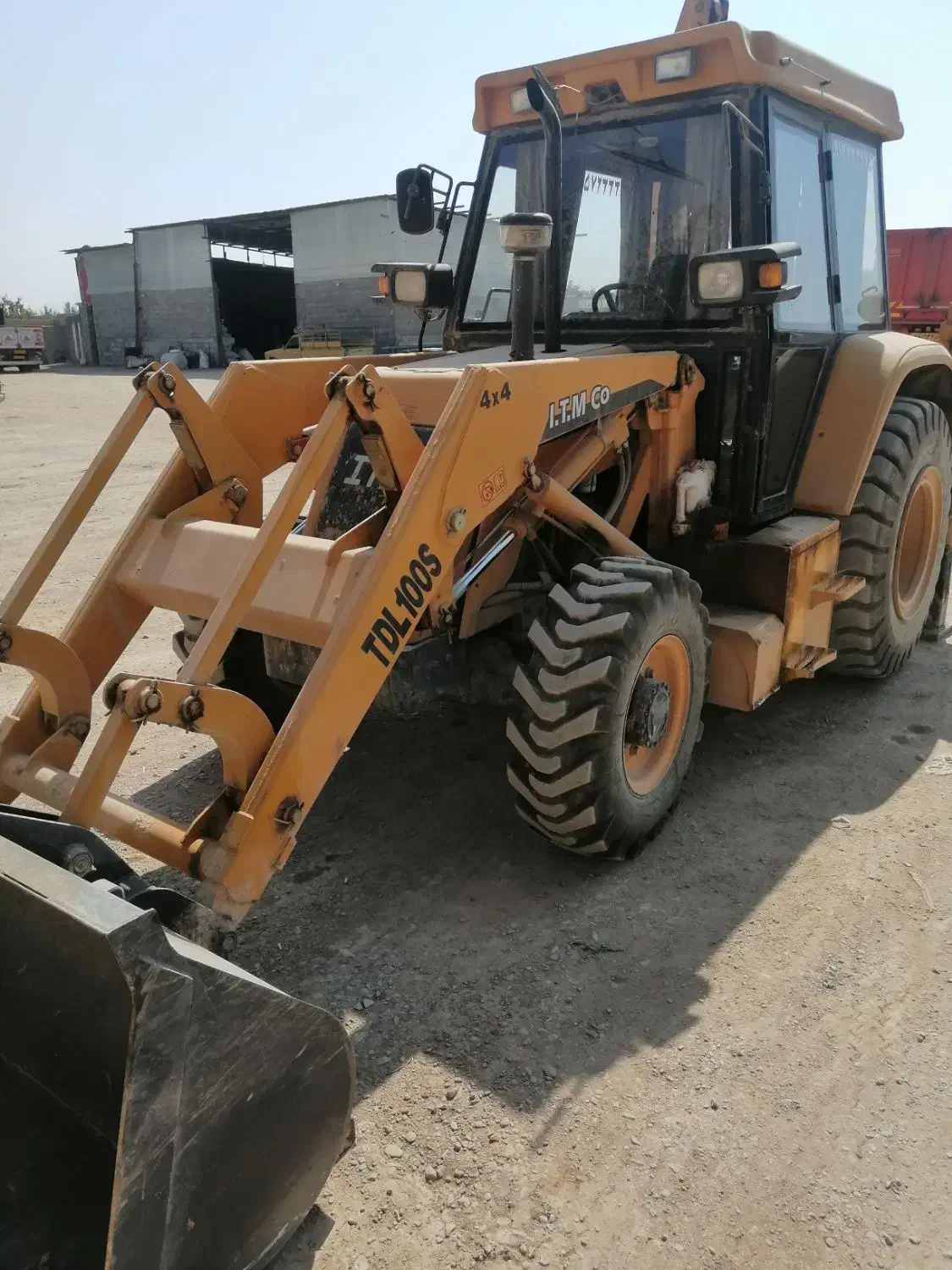 بیل بکهو تی دی ال 100S|خودرو سنگین|نجف‌آباد, باهنر|دیوار