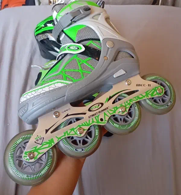 اسکیت کفشی حرفه ای|دوچرخه، اسکیت، اسکوتر|صدرا-فارس, فاز ۱|دیوار