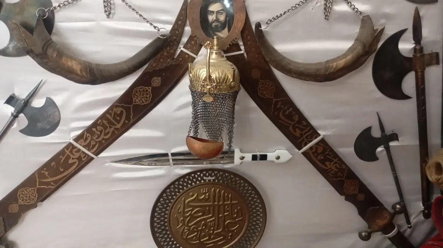 شمشیر ذوالفقار نقره کوب|کلکسیون اشیاء عتیقه|تهران, امام زاده حسن|دیوار
