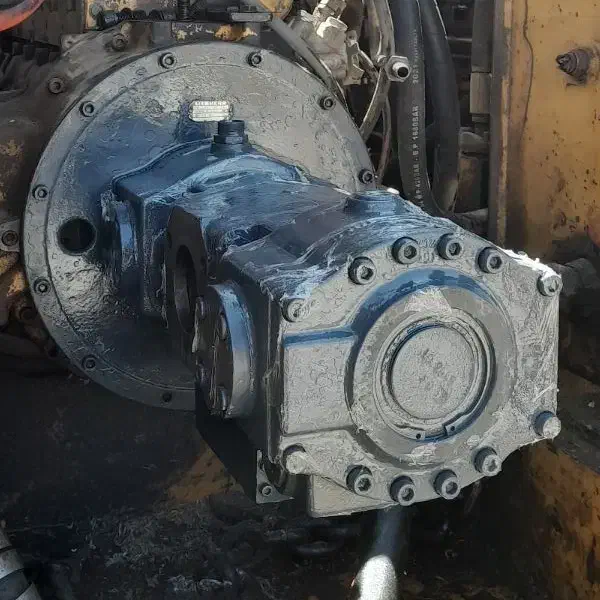 بیل ۹۱۲ لاستیکی مدل ۱۳۷۲|خودرو سنگین|تهران, هلال احمر|دیوار