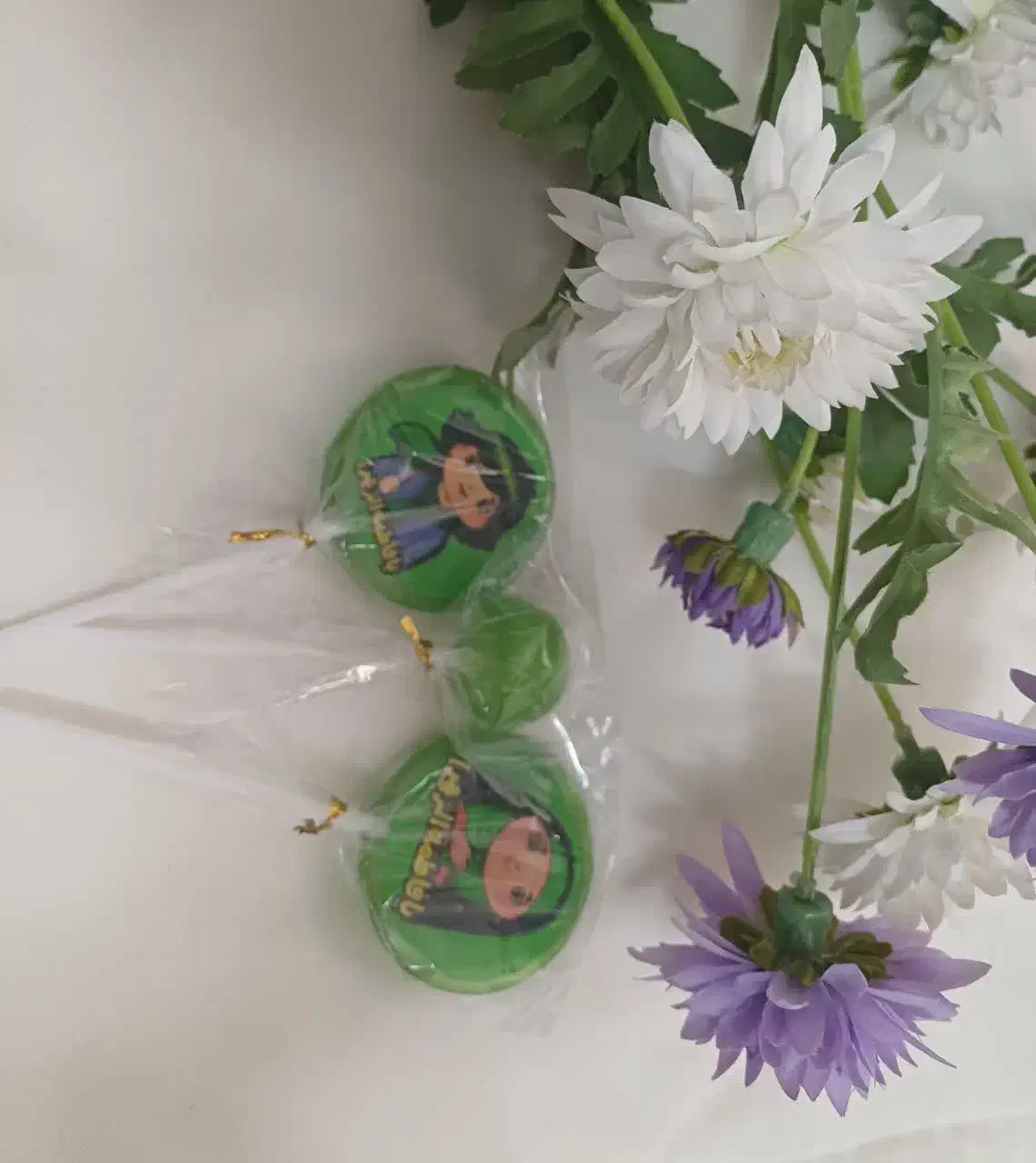 آبنبات چوبی، تصویری ،ترافلی ،مرواریدی|خوردنی و آشامیدنی|قم, باغ کرباسی|دیوار