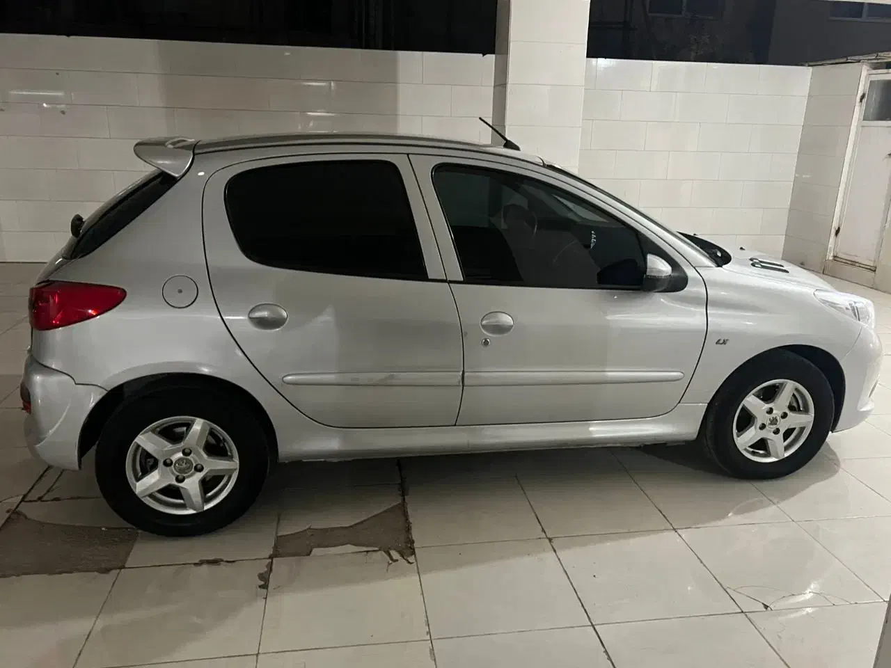 207|خودرو کلاسیک|بندر دیر, |دیوار