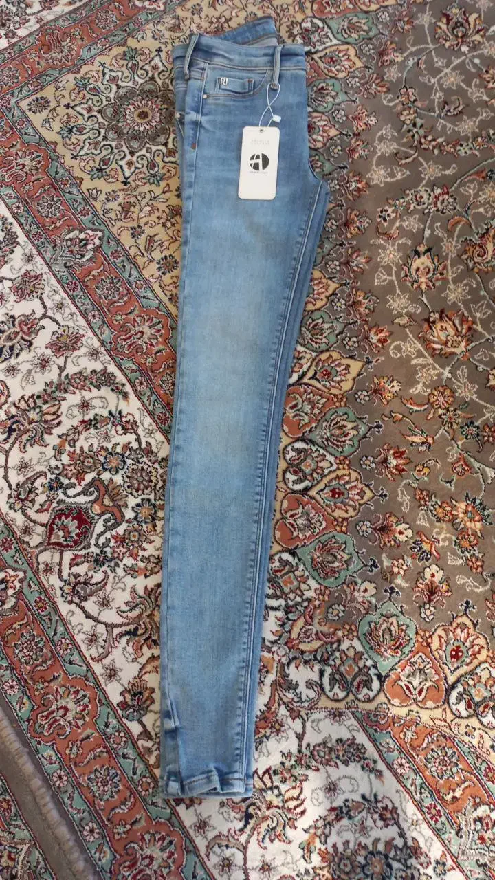 شلوار جین|لباس|اراک, |دیوار