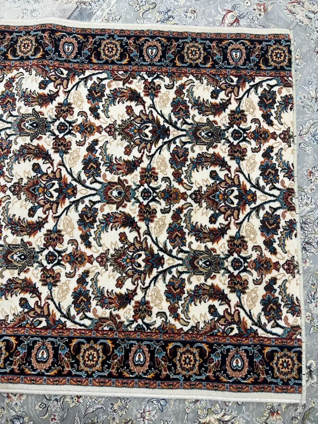 قالیچه کنارە ۴ متری|فرش|بوکان, |دیوار