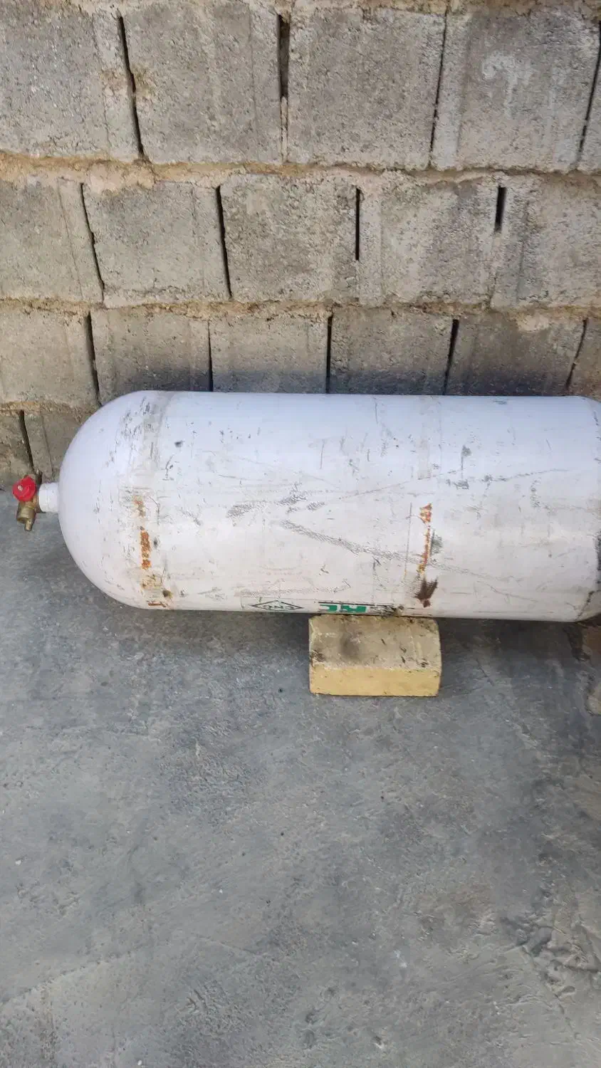 مخزن گاز|قطعات یدکی و لوازم جانبی|شیراز, بید زرد|دیوار