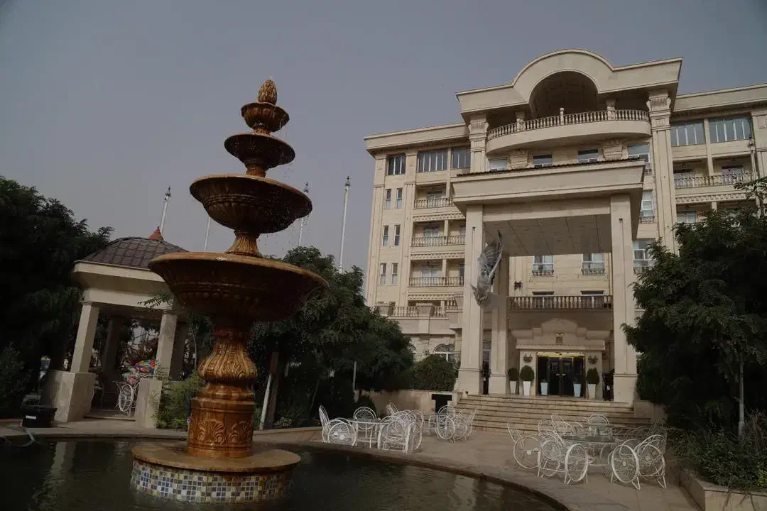 نیروی کارآشپزخانه سالندارنظافت اتاق بهصورت جداگانه|استخدام خدمات فروشگاه و رستوران|تاکستان, |دیوار