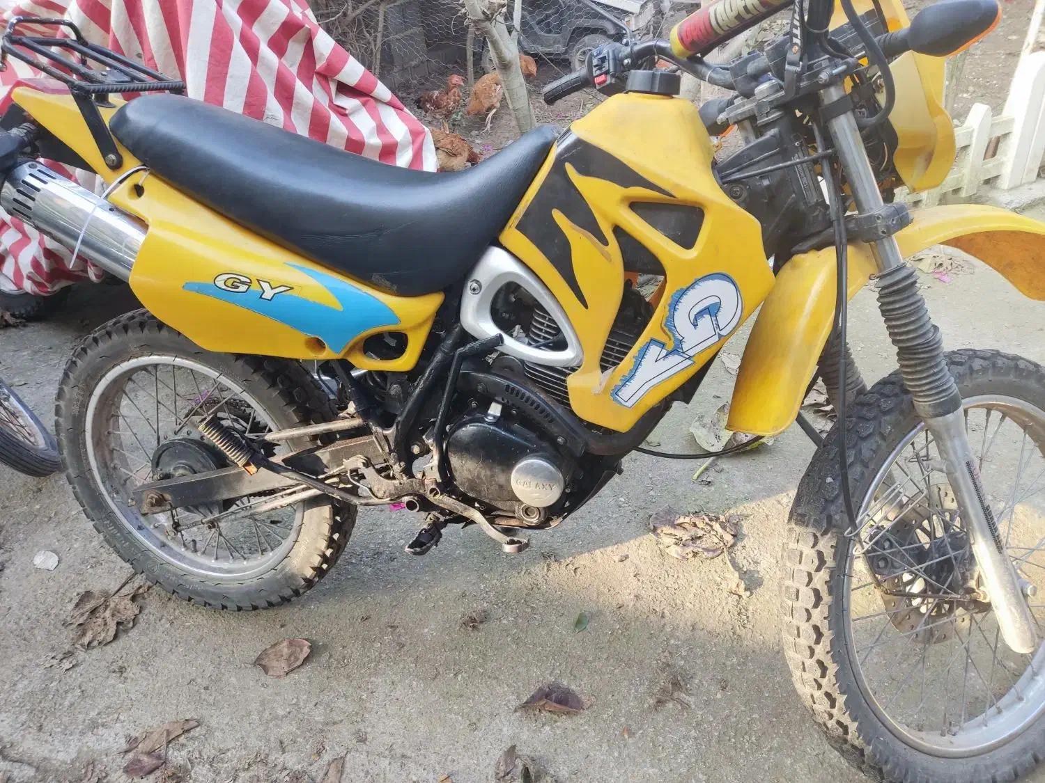 تریل 200|موتورسیکلت|کیاشهر, |دیوار