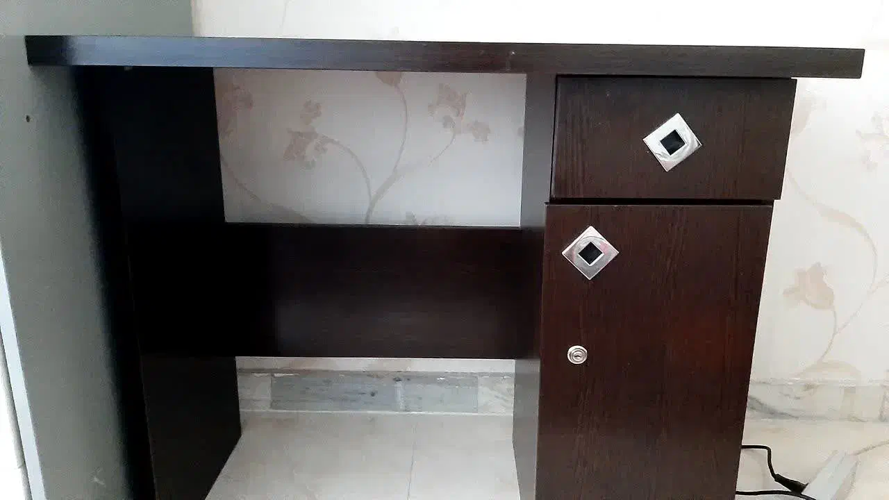 میز تحریر|میز تحریر و کامپیوتر|تهران, قصر فیروزه ۲|دیوار