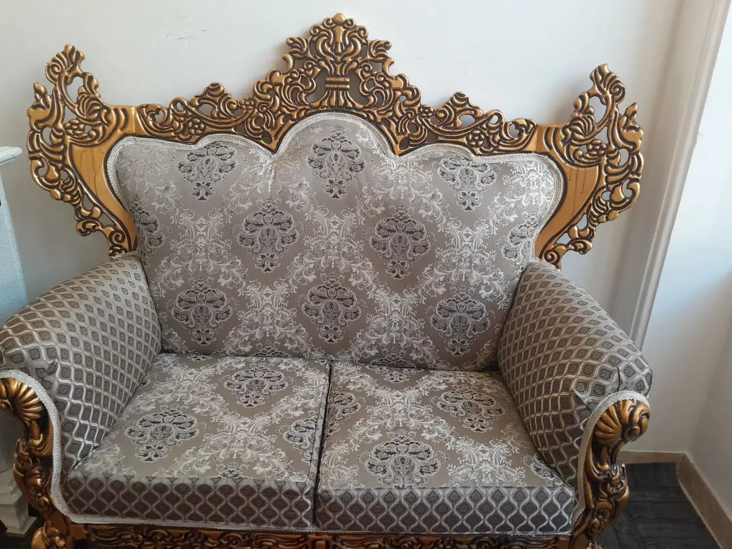 مبل ۷نفره|مبلمان خانگی و میز عسلی|اهر, |دیوار