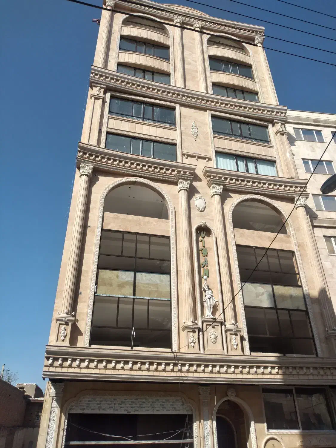 دروپنجره دوجداره یوپی وی سی|خدمات پیشه و مهارت|میانه, |دیوار