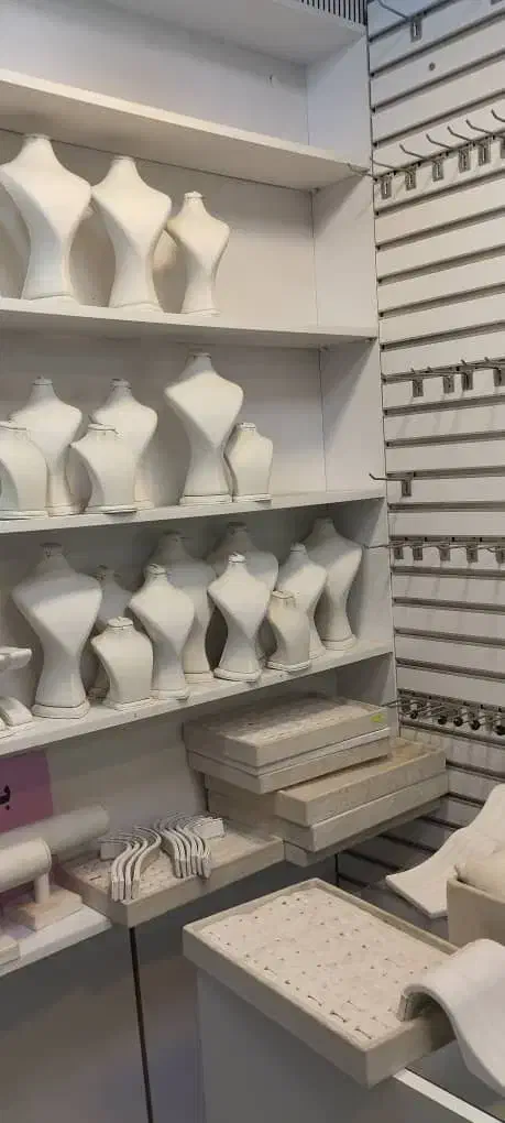 مانکن بدلیجات ،ویترین بدلیجات|بدلیجات|کرج, عظیمیه|دیوار