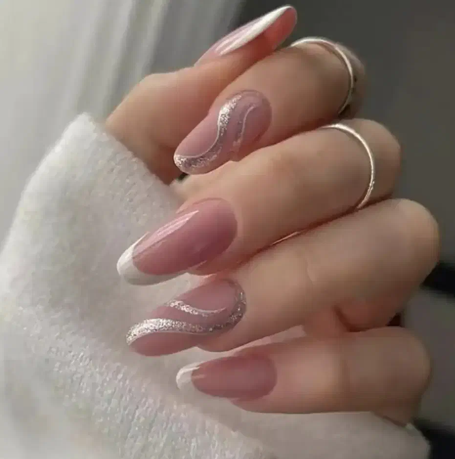 مدل کاشت ناخن|خدمات آرایشگری و زیبایی|تهران, شهرک چیتگر|دیوار