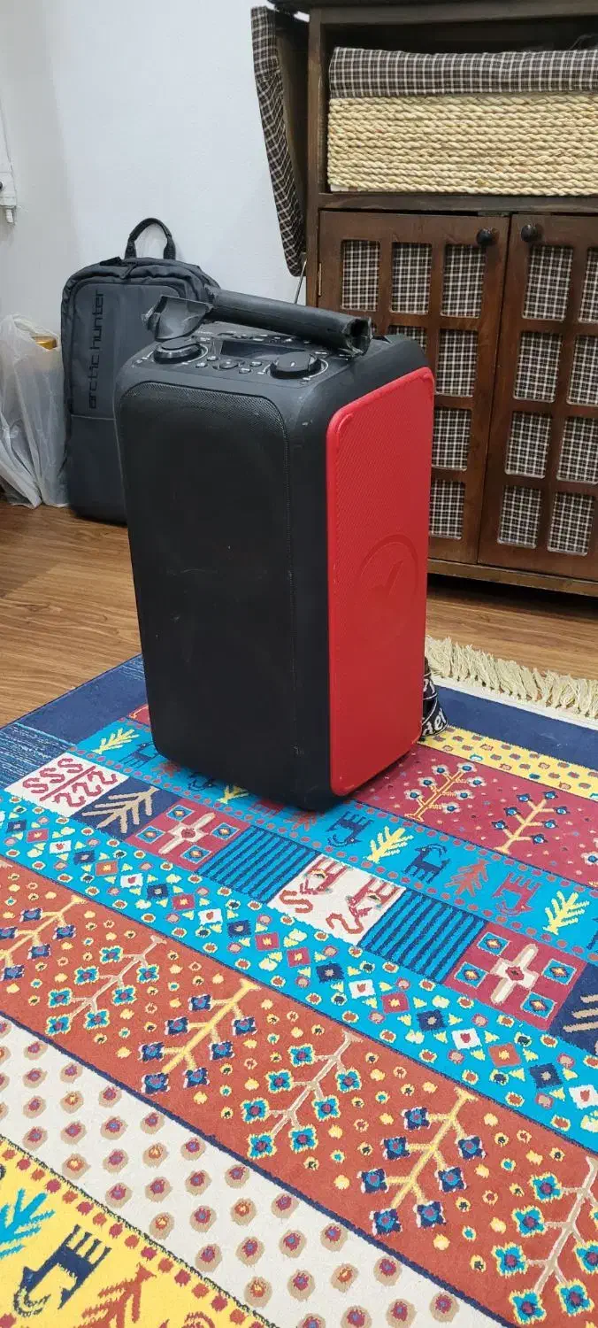 باند مکسیدر کوله ای|صوتی و تصویری|اصفهان, رکن الدوله شرقی|دیوار