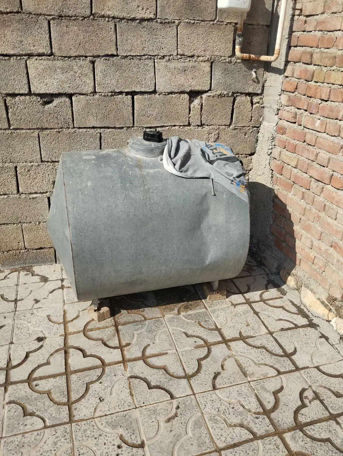 تانکر نفت|مصالح و تجهیزات ساختمان|آبدانان, |دیوار