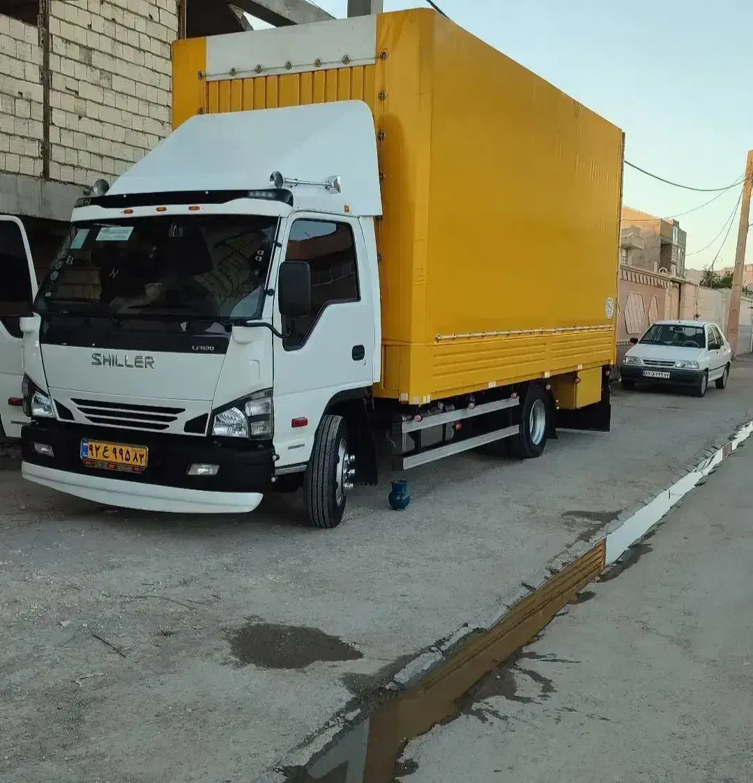 خدمات حمل اسباب کشی منزل باربری صداقت بار یزد|خدمات حمل و نقل|یزد, |دیوار