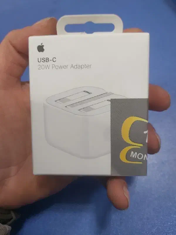 آداپتور 20w ip|لوازم جانبی موبایل و تبلت|کرمان, |دیوار