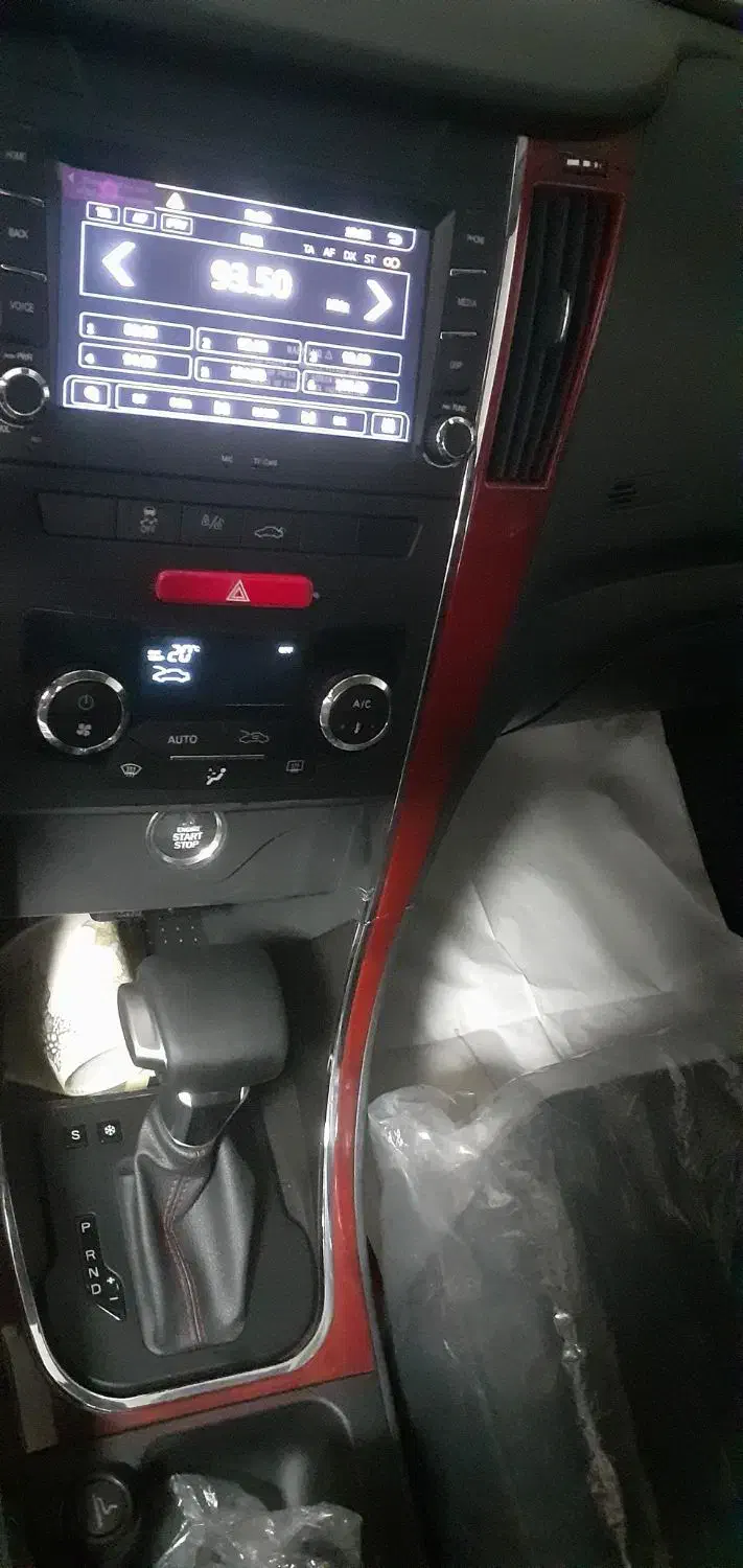 دنا پلاس آپشنال توربو اتوماتیک ۱۴۰۴|خودرو سواری و وانت|رشت, استقامت ۱|دیوار