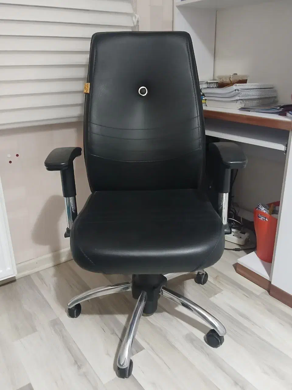 صندلی اداری گردان|مبلمان اداری|مرند, |دیوار