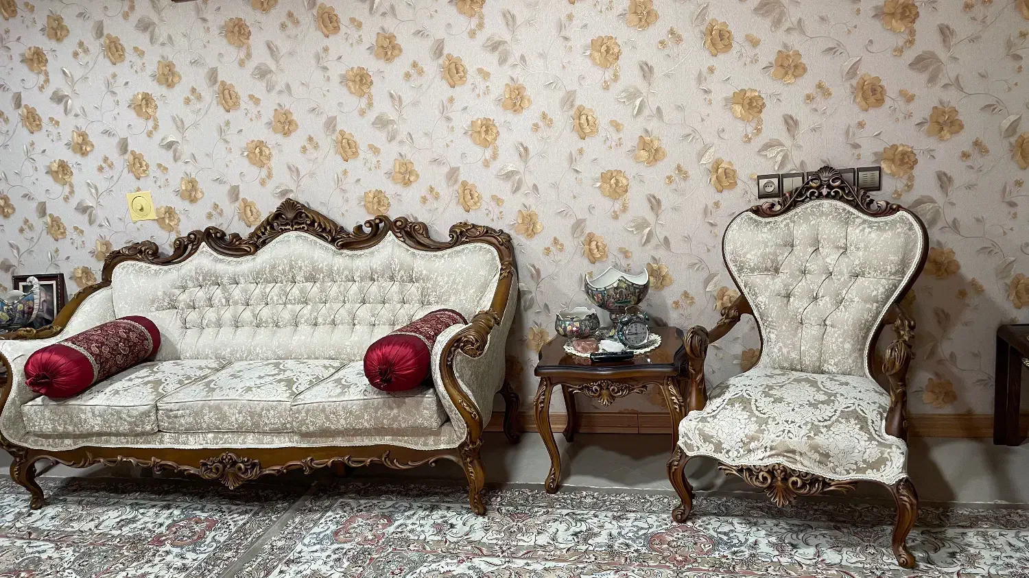 مبل سلطنتی|مبلمان خانگی و میز عسلی|ورامین, ورامین|دیوار