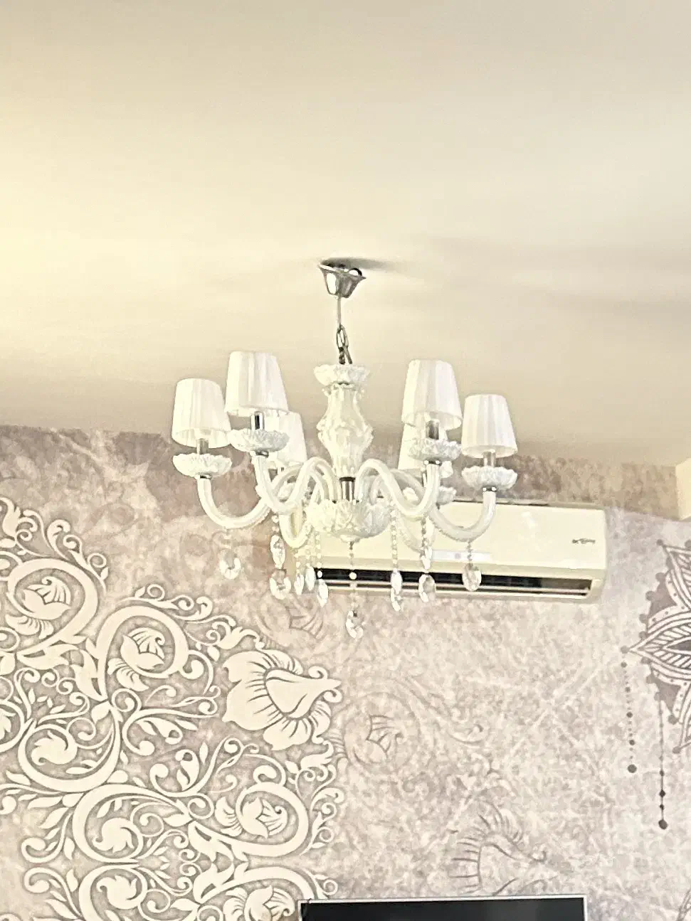 لوستر شیک|لوستر و چراغ آویز|قدس, شهرقدس|دیوار