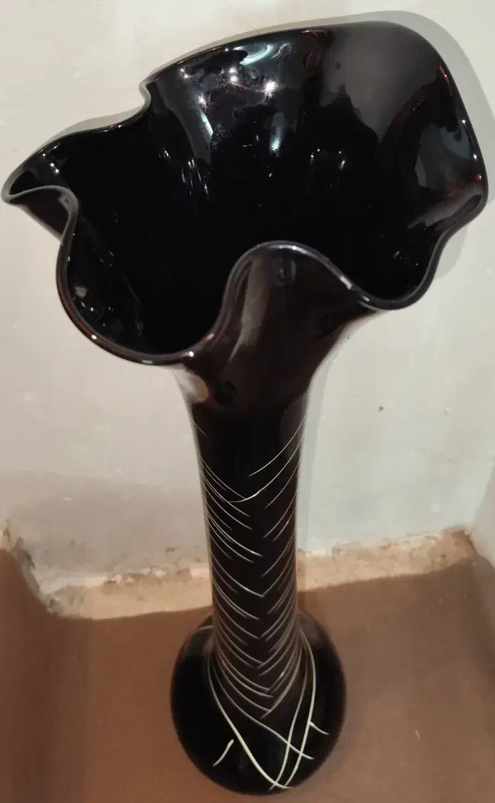 گلدان شیشه ای|گل مصنوعی|بروجرد, |دیوار