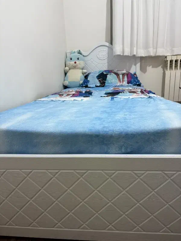 تخت تک‌نفره|تخت و سرویس خواب|تهران, قصر فیروزه ۱|دیوار